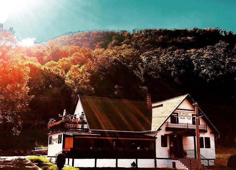 Penzion A Restauracia Hanisberg Krupina المظهر الخارجي الصورة