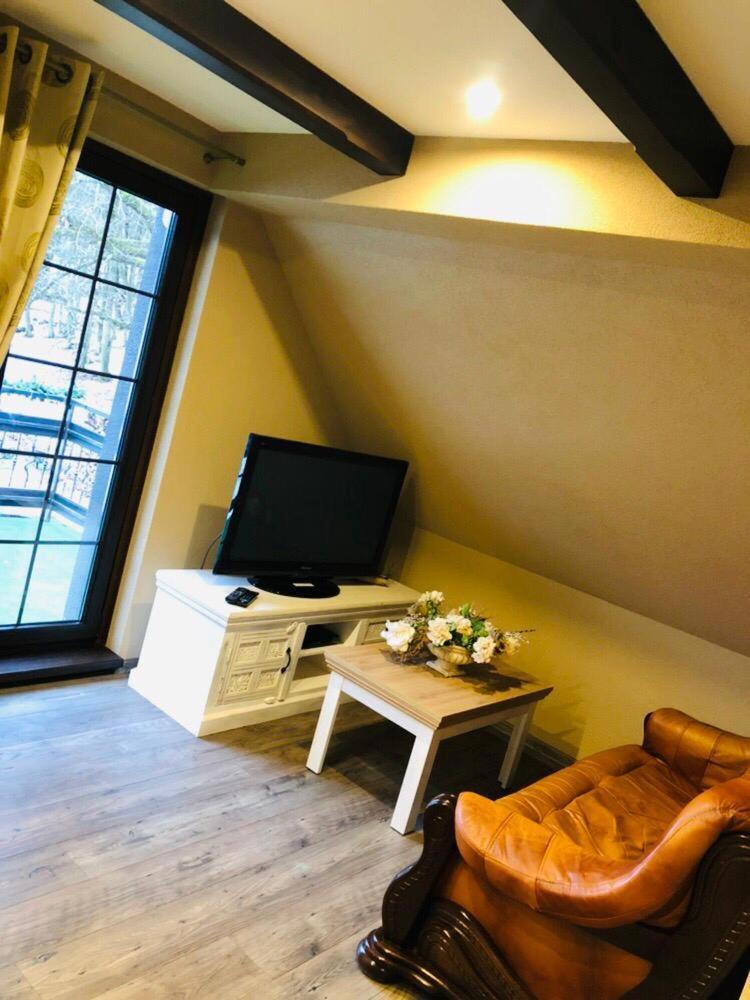 Penzion A Restauracia Hanisberg Krupina المظهر الخارجي الصورة